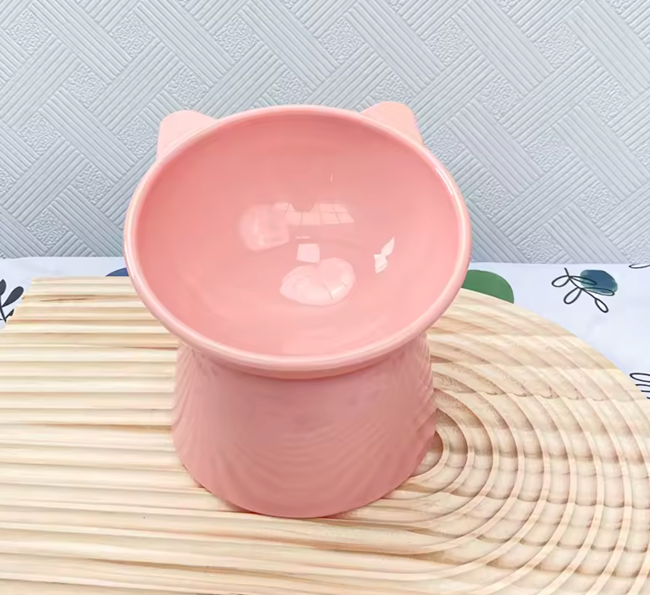 Elevated Pet Bowl